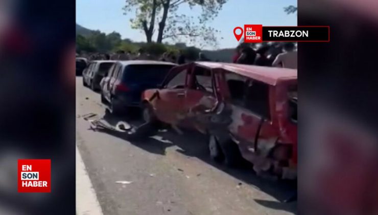 Trabzon’da minibüs park halindeki 7 araca çarptı